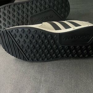 Adidas Daily 2.0 Men's Black and Gray Sneakers
